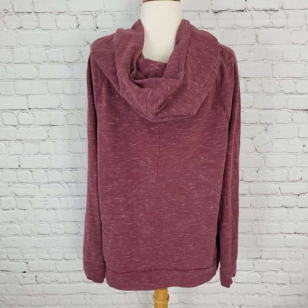 Lululemon Find Your Centre Wrap Rust Berry sz 6 - Picture 7 of 10